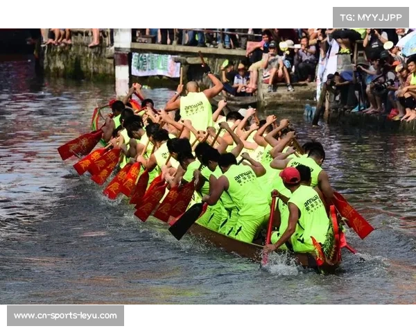 佛山叠滘龙船漂移大赛启幕 25米长船挑战S弯极限竞速 佛山叠滘龙船漂移大赛启幕 25米长船挑战S弯极限竞速